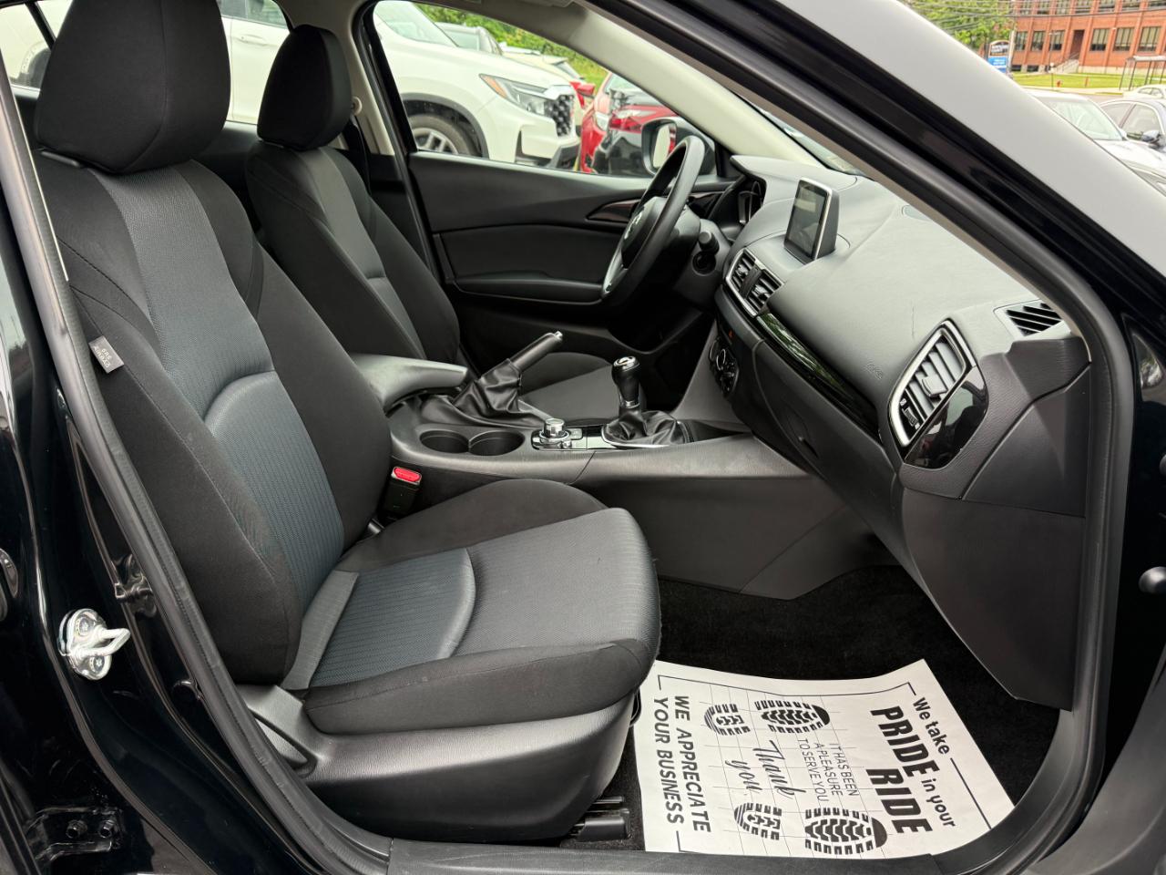 Mazda MAZDA3 i Sport AT 4-Door 2016