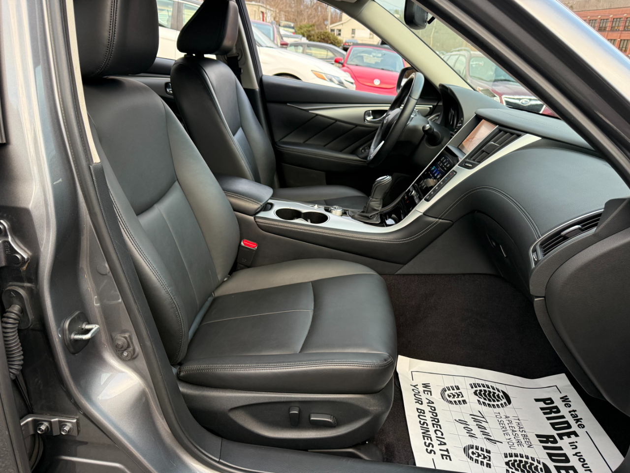 Infiniti Q50 3.0t LUXE AWD 2019