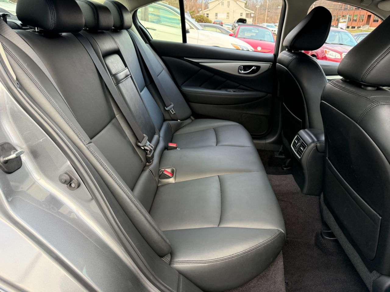 Infiniti Q50 3.0t LUXE AWD 2019