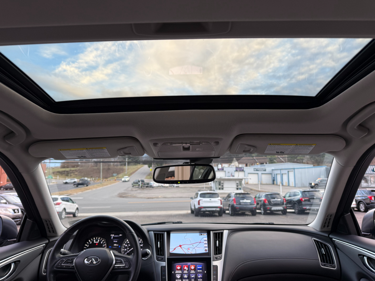 Infiniti Q50 3.0t LUXE AWD 2019