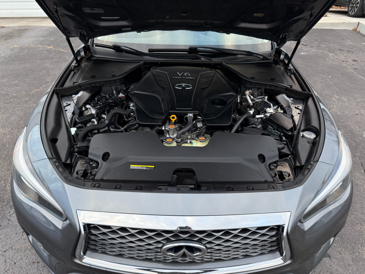 Infiniti Q50 3.0t LUXE AWD 2019