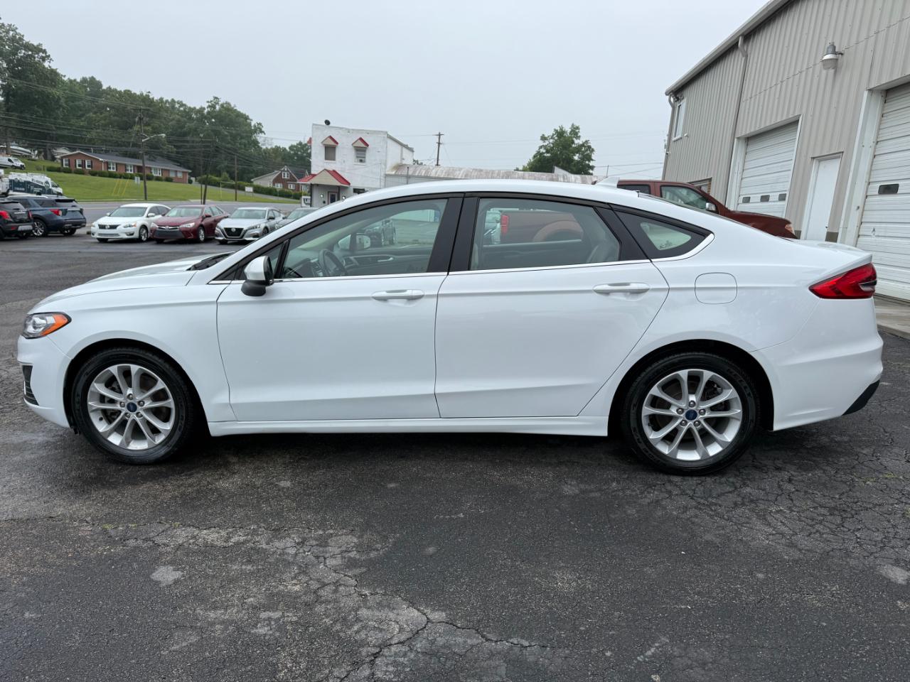 Ford Fusion SE 2020