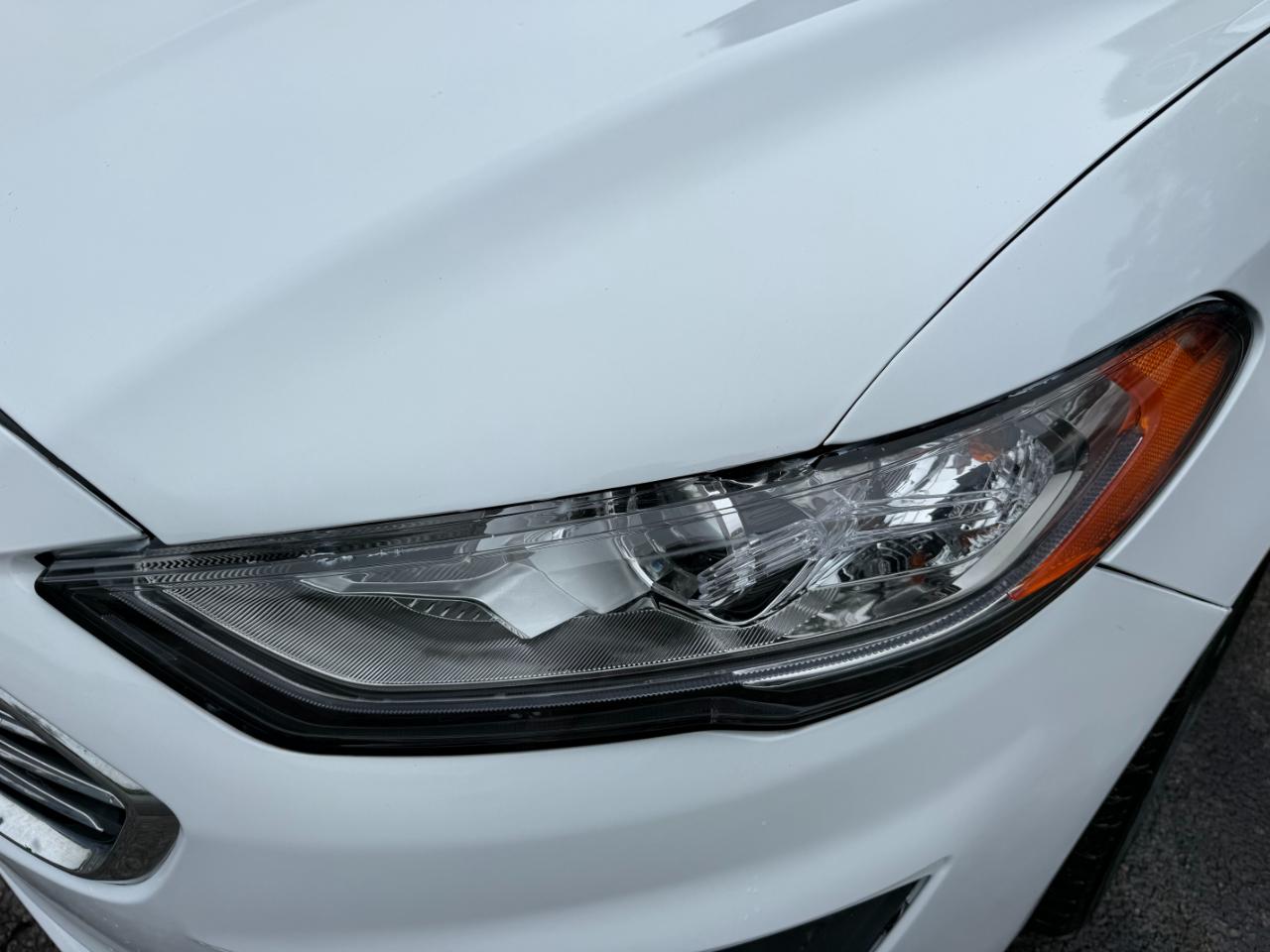 Ford Fusion SE 2020