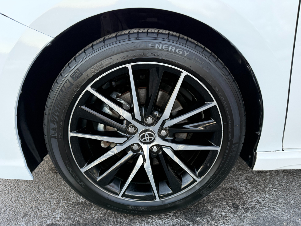 Toyota Camry SE 2022