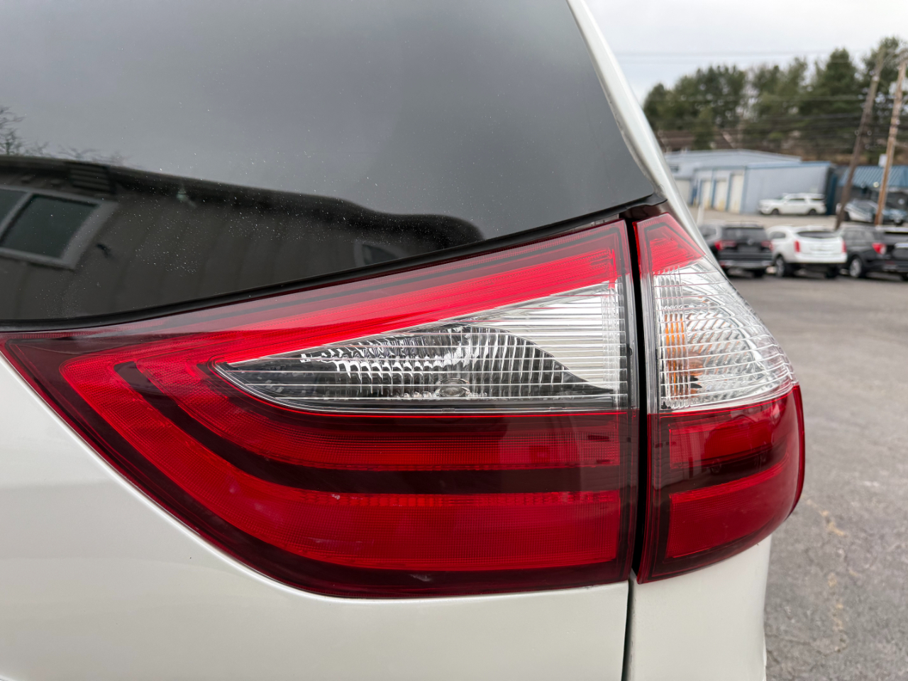 Toyota Sienna XLE FWD 8-Passenger V6 2016