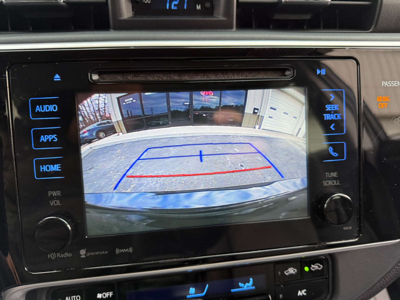 Toyota Corolla XLE CVT 2017