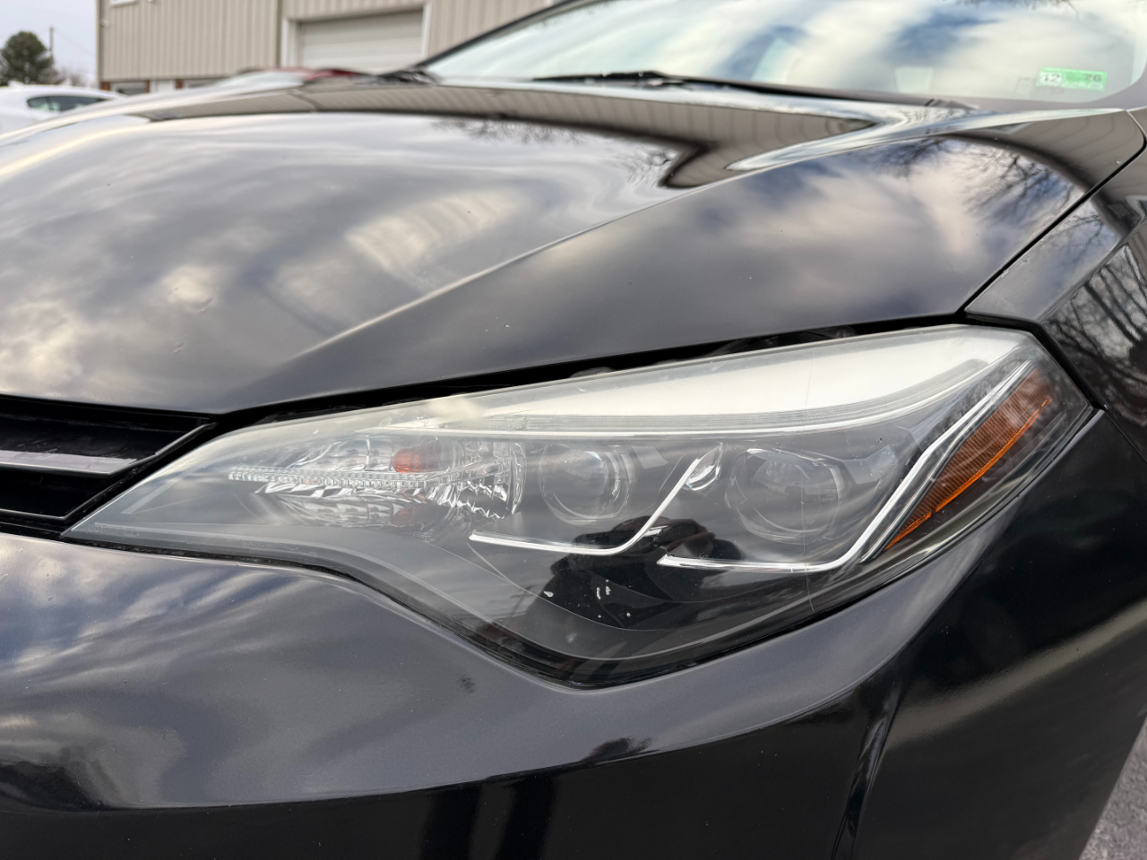 Toyota Corolla XLE CVT 2017