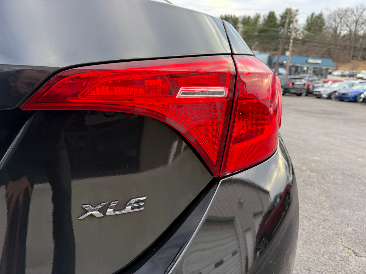 Toyota Corolla XLE CVT 2017