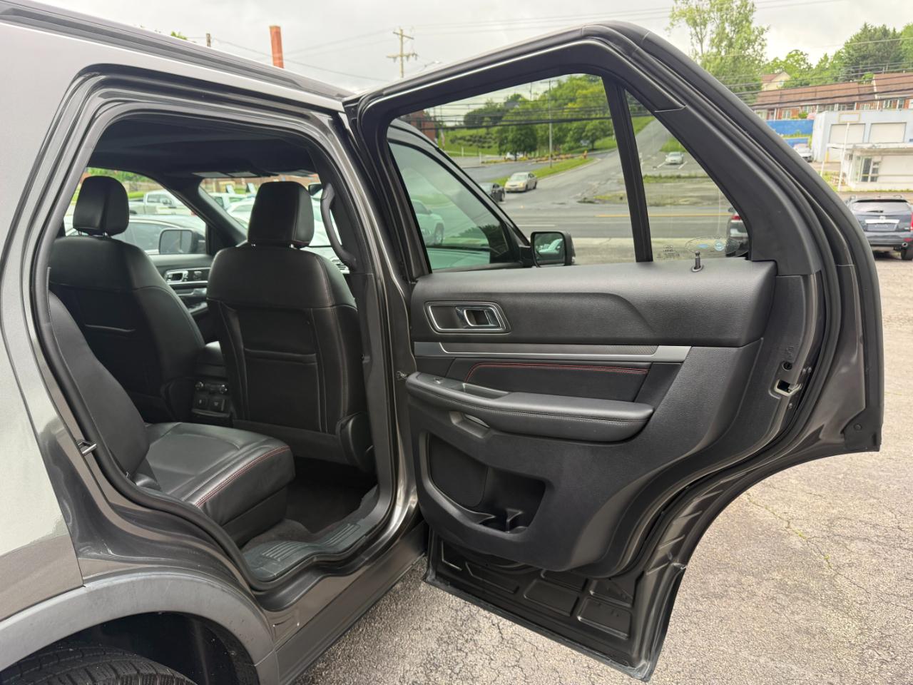 Ford Explorer Sport 4WD 2018