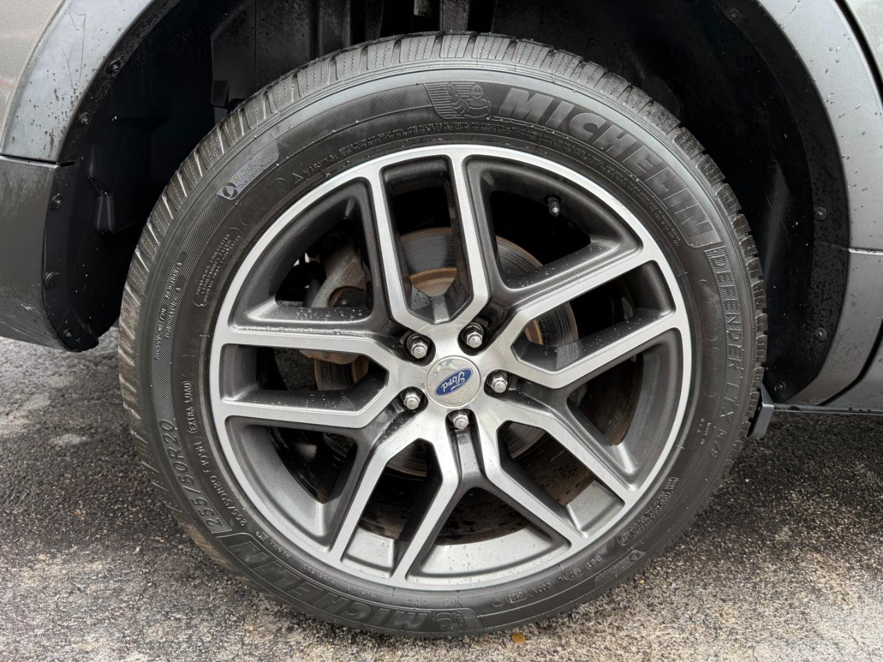 Ford Explorer Sport 4WD 2018