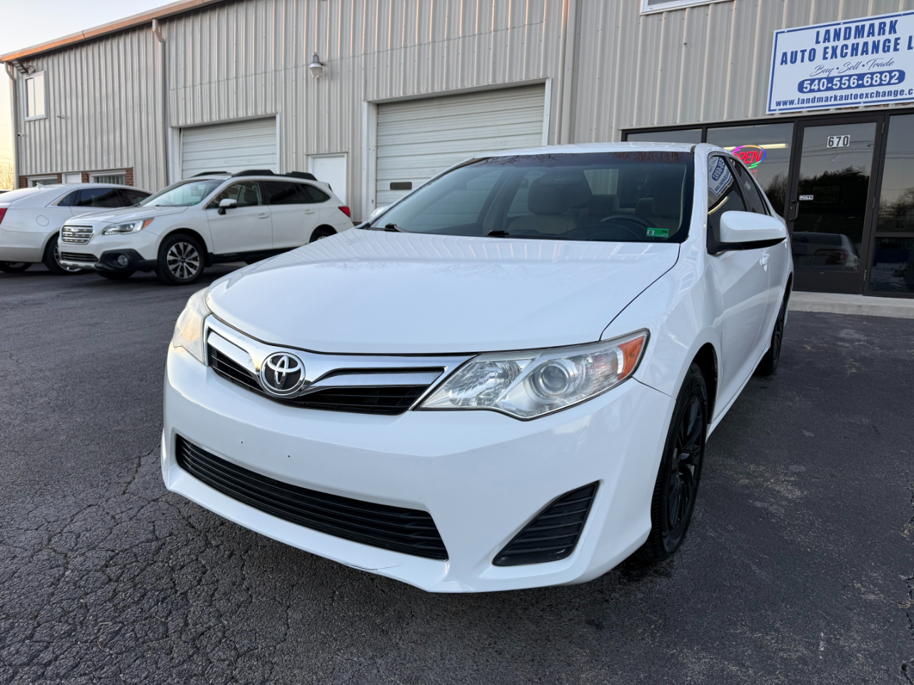 2014 Toyota Camry LE