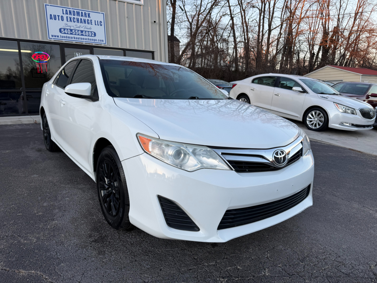 Toyota Camry LE 2014