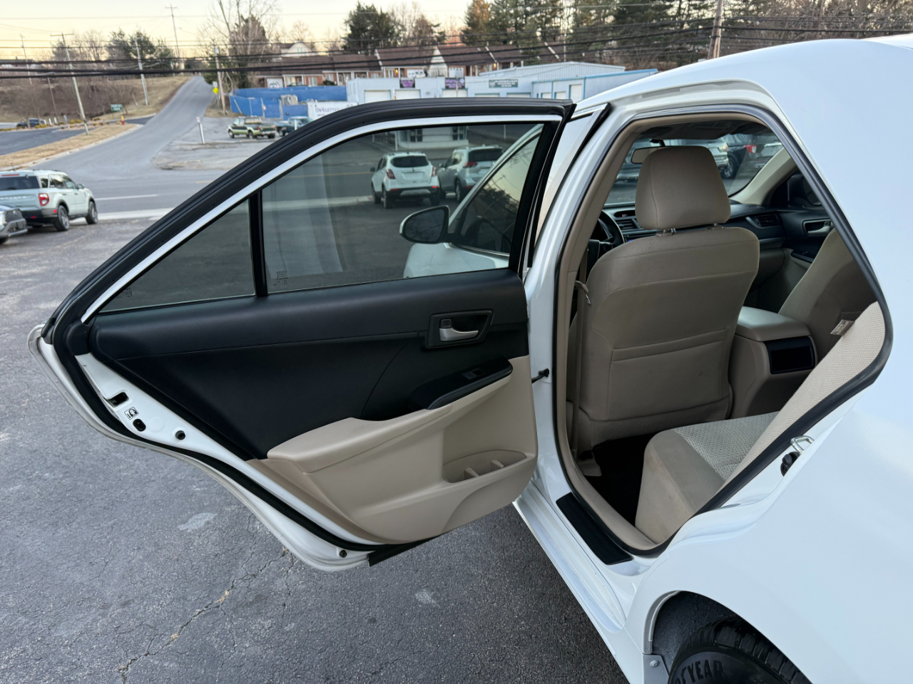 Toyota Camry LE 2014