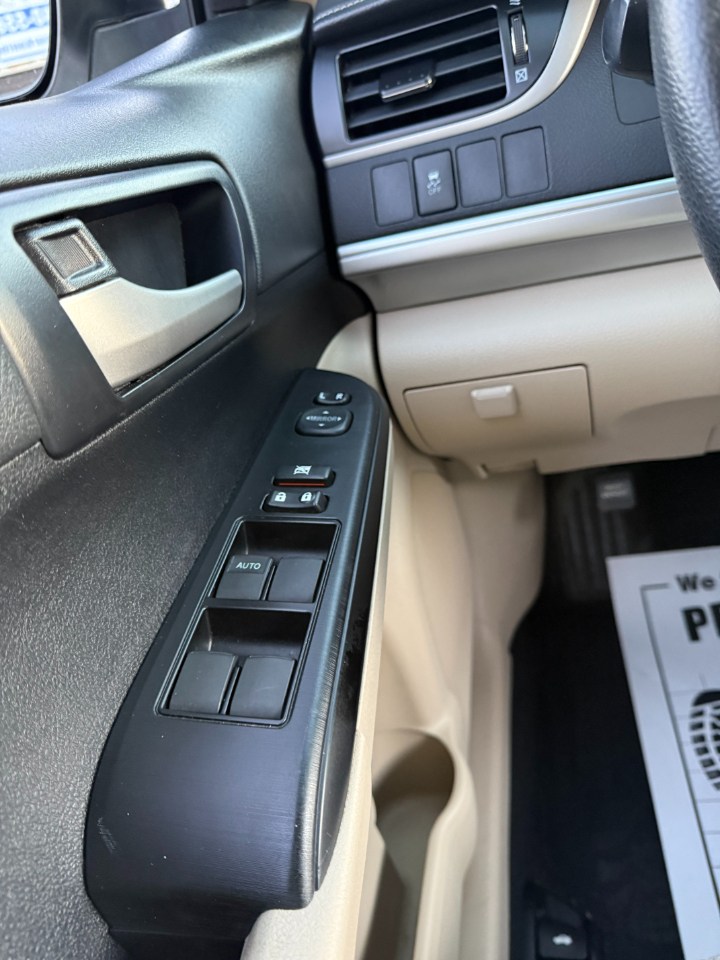 Toyota Camry LE 2014