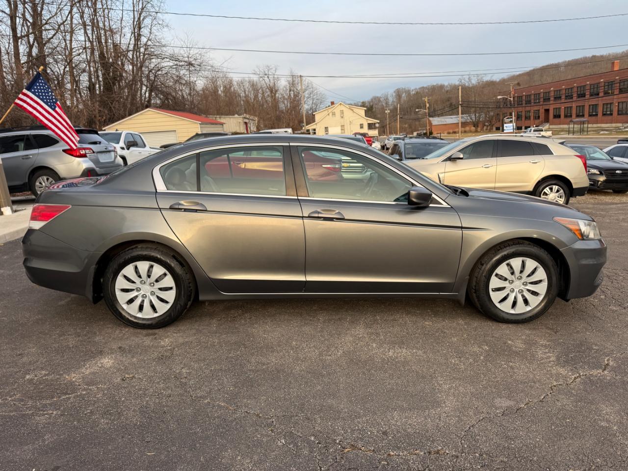 Honda Accord LX sedan AT 2012