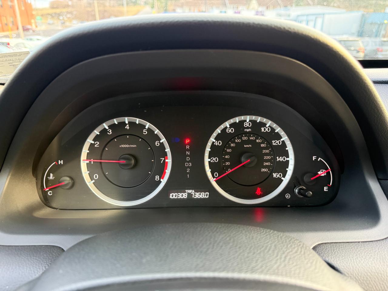 Honda Accord LX sedan AT 2012