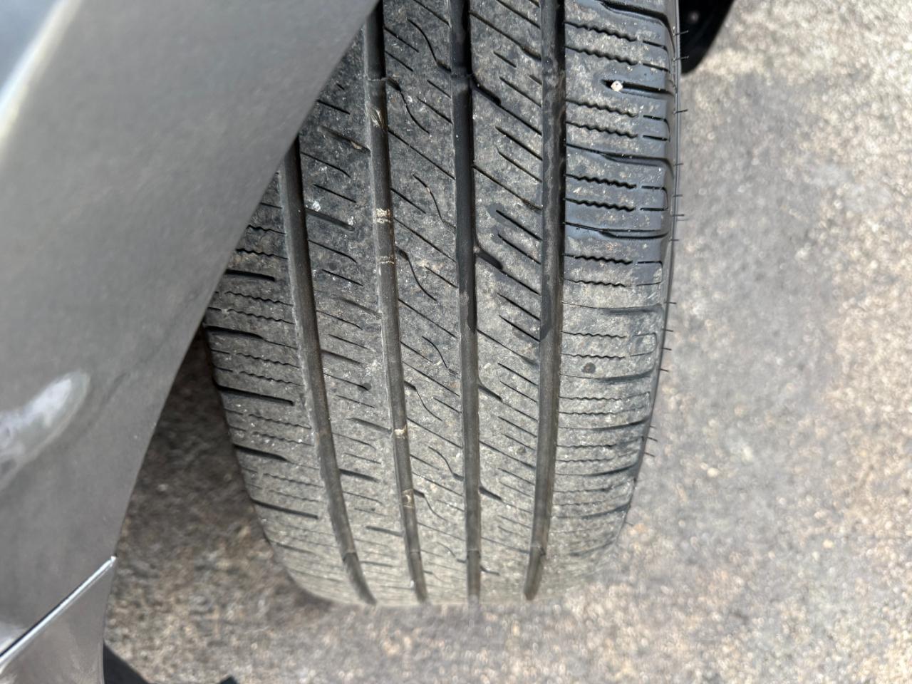 Honda Accord LX sedan AT 2012