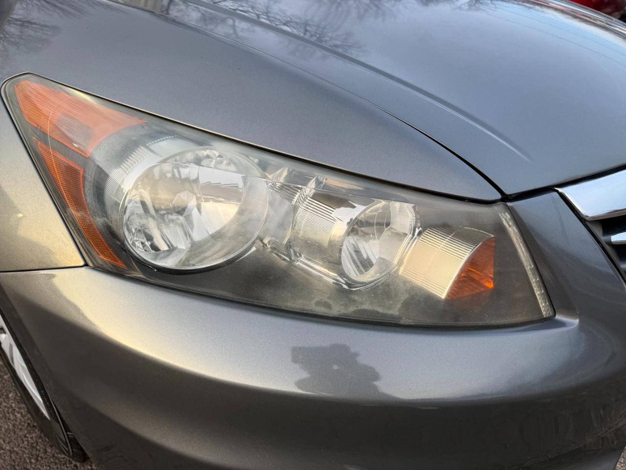 Honda Accord LX sedan AT 2012