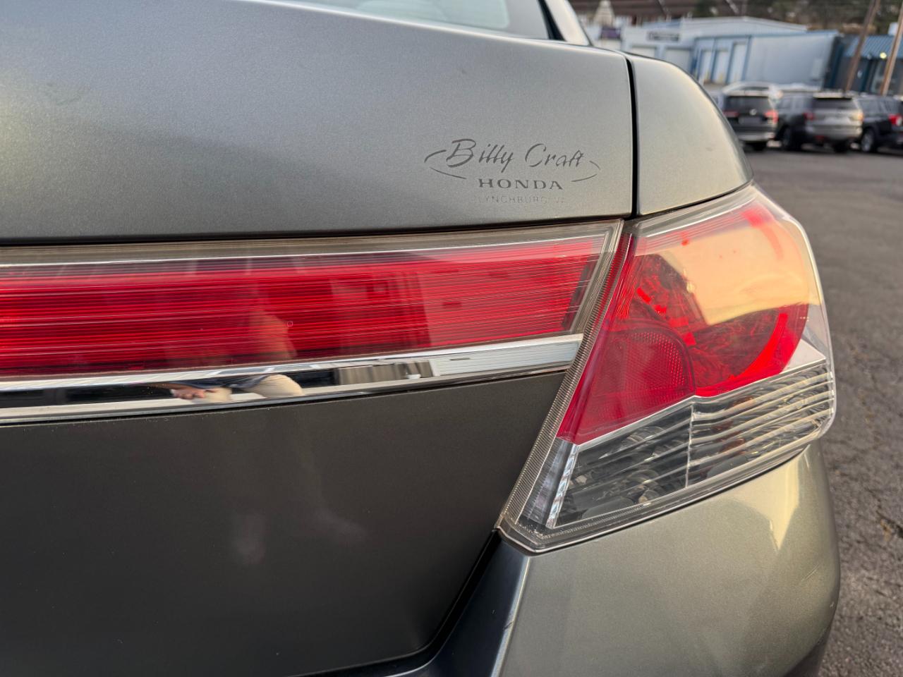 Honda Accord LX sedan AT 2012