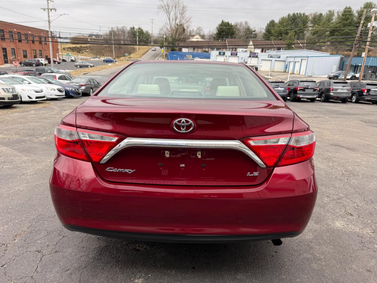 Toyota Camry LE 2017