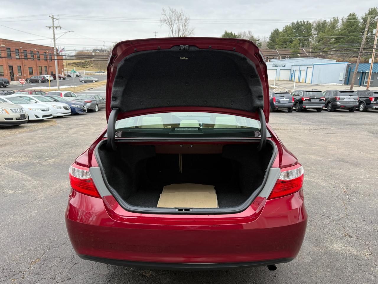 Toyota Camry LE 2017