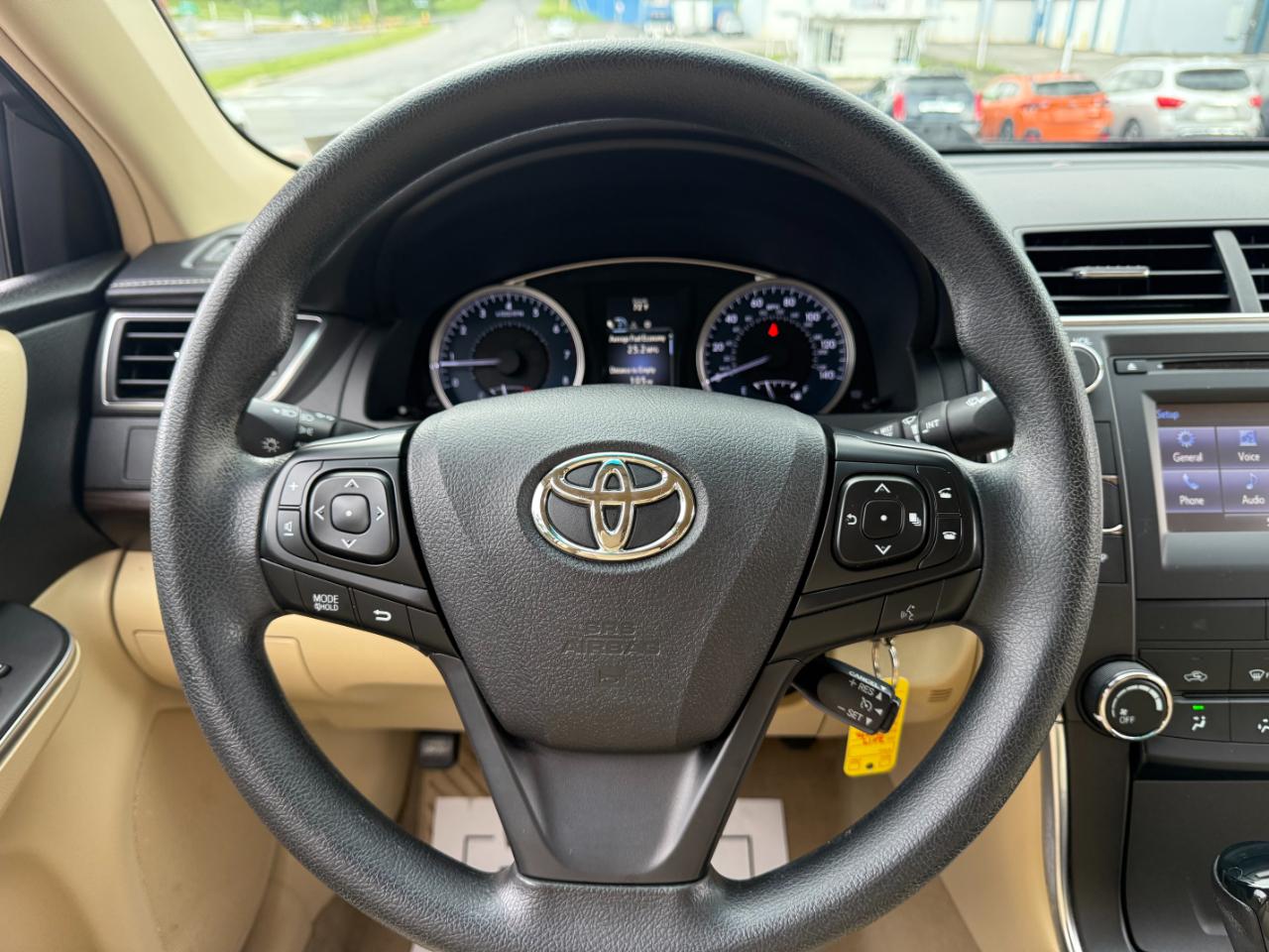 Toyota Camry LE 2017