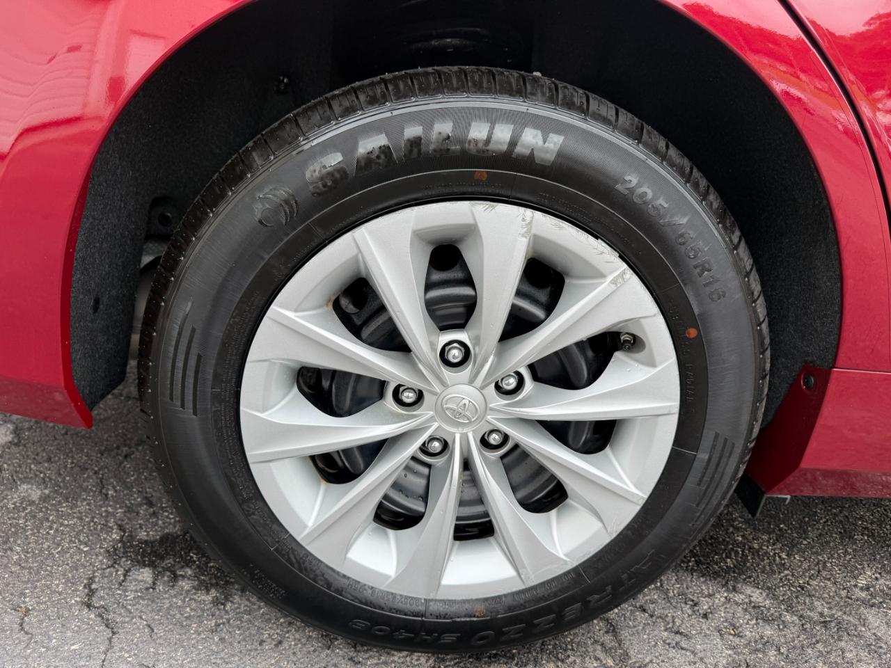 Toyota Camry LE 2017