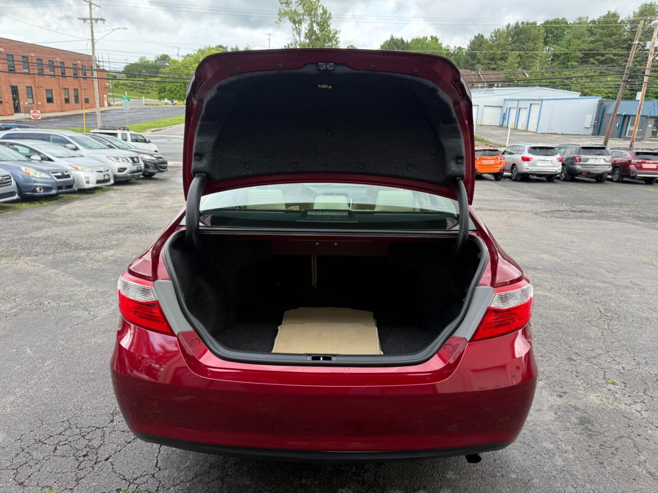 Toyota Camry LE 2017