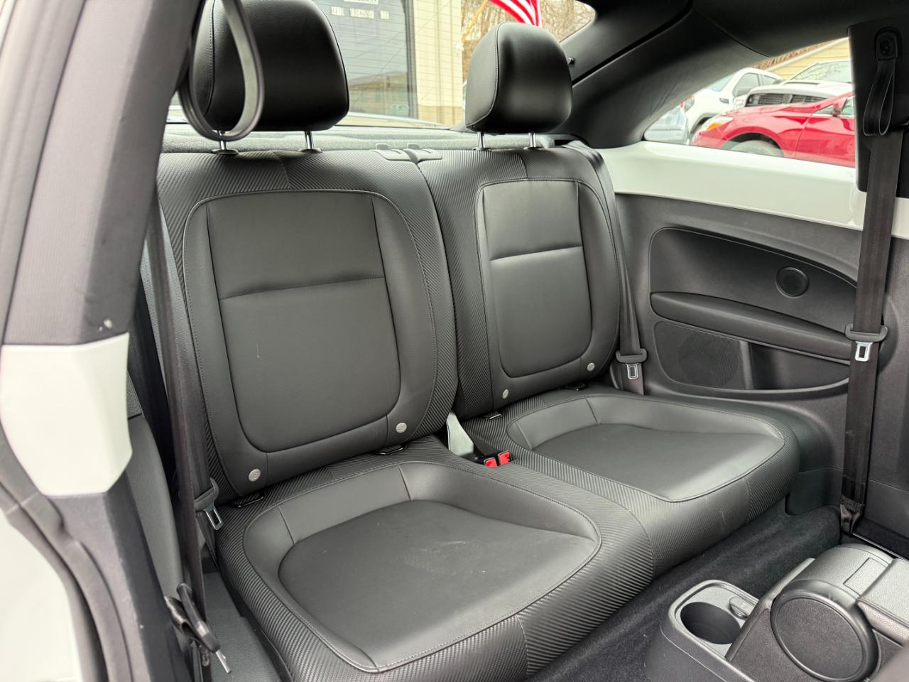 Volkswagen Beetle 2.0T Turbo 2017