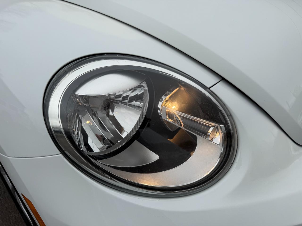 Volkswagen Beetle 2.0T Turbo 2017