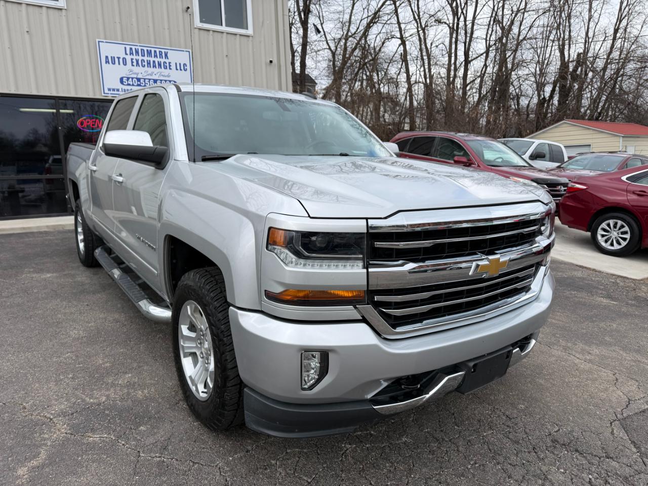 Chevrolet Silverado 1500 LT Crew Cab 4WD 2018