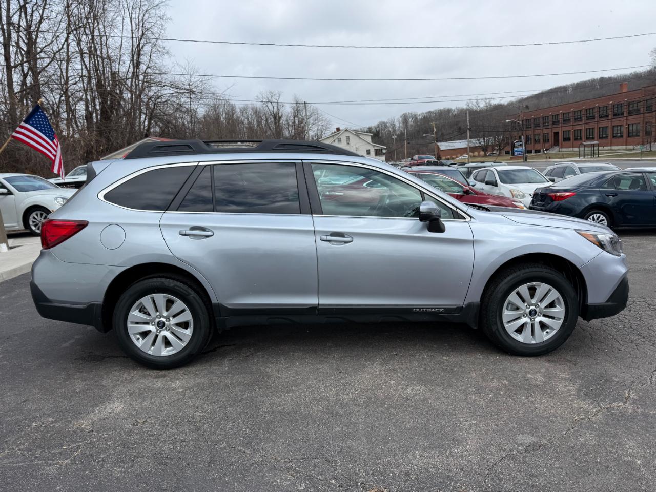 Subaru Outback 2.5i Premium 2019