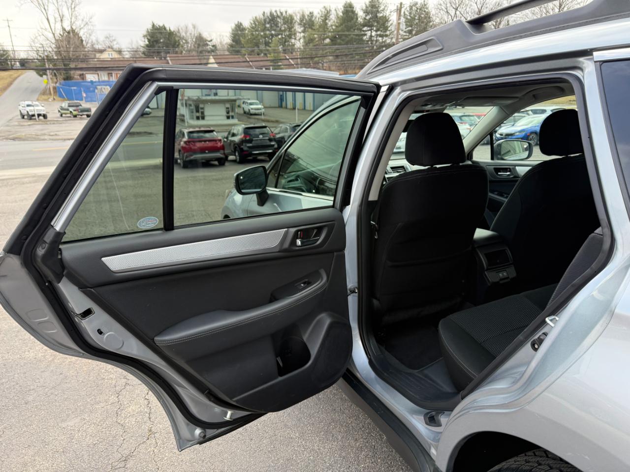 Subaru Outback 2.5i Premium 2019