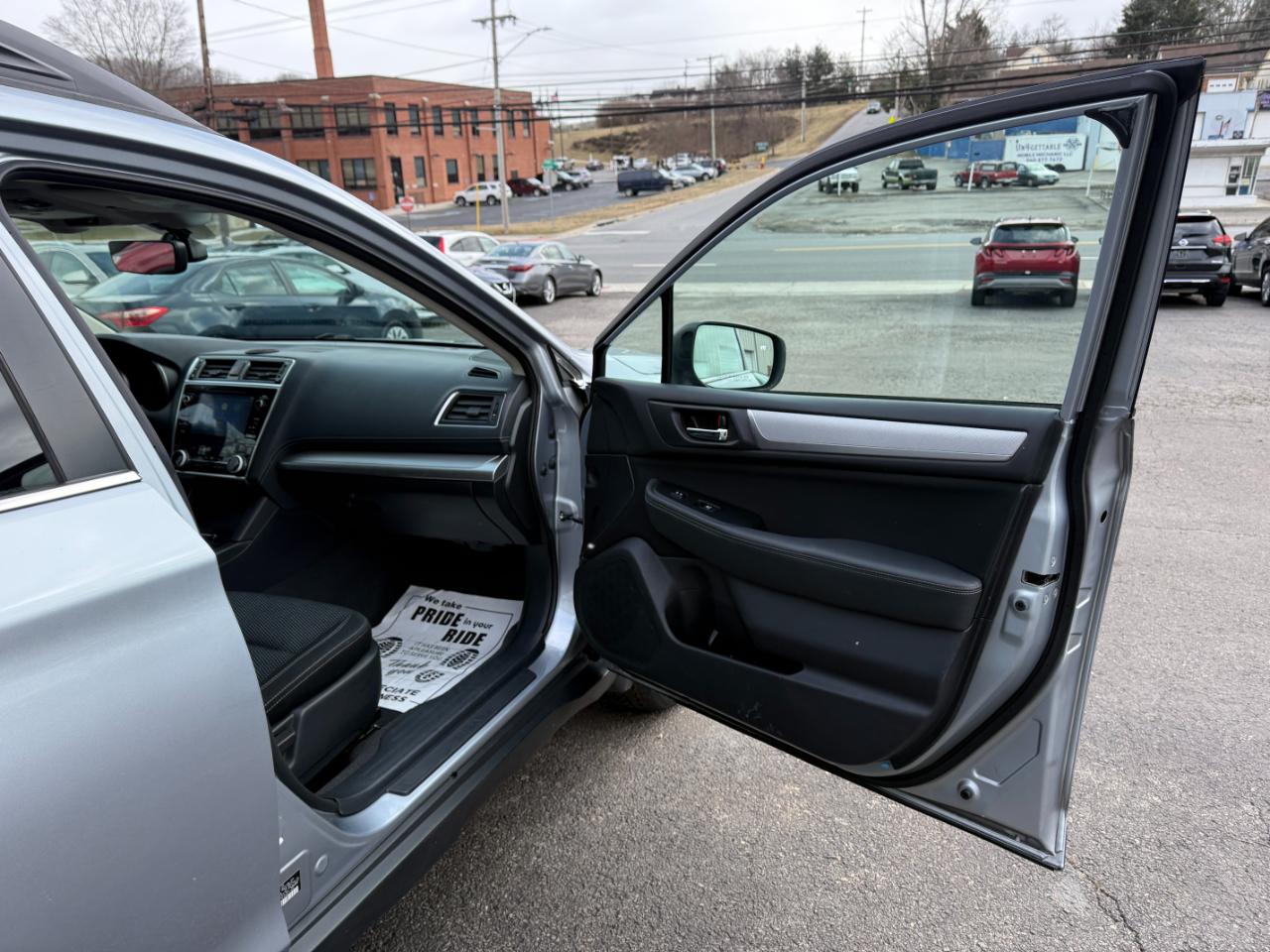 Subaru Outback 2.5i Premium 2019