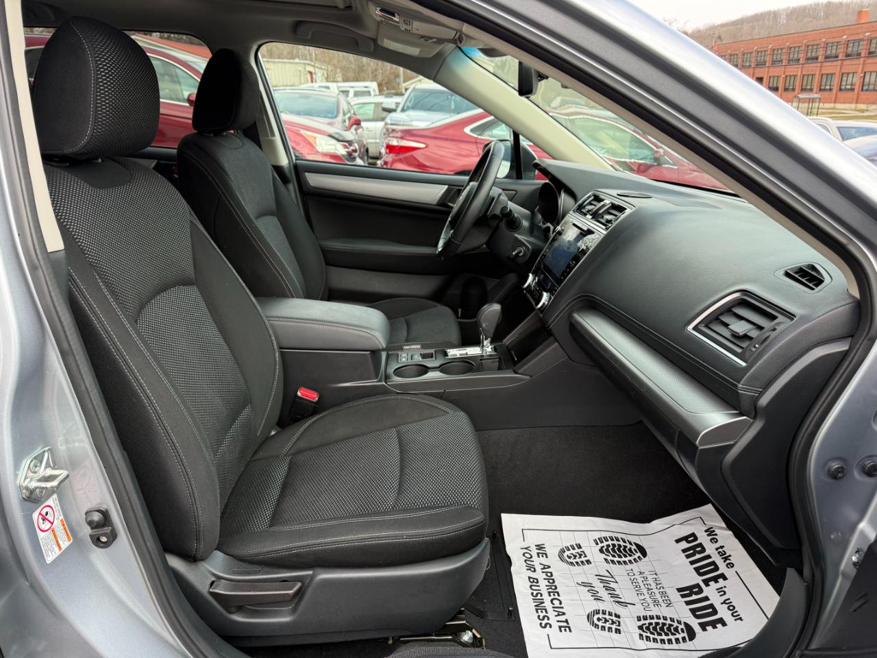 Subaru Outback 2.5i Premium 2019