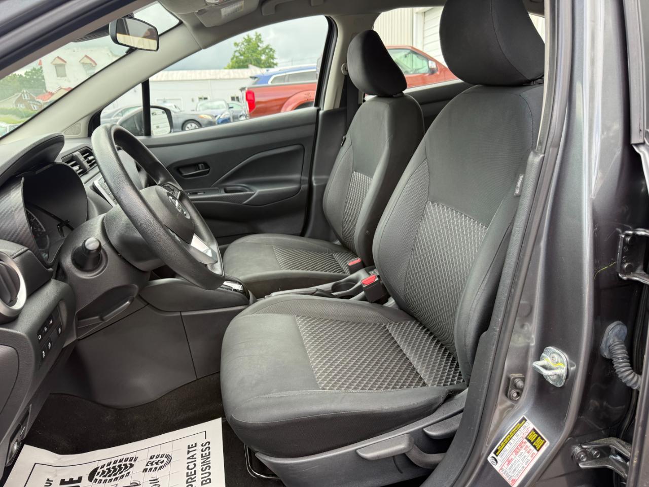 Nissan Versa S 2020