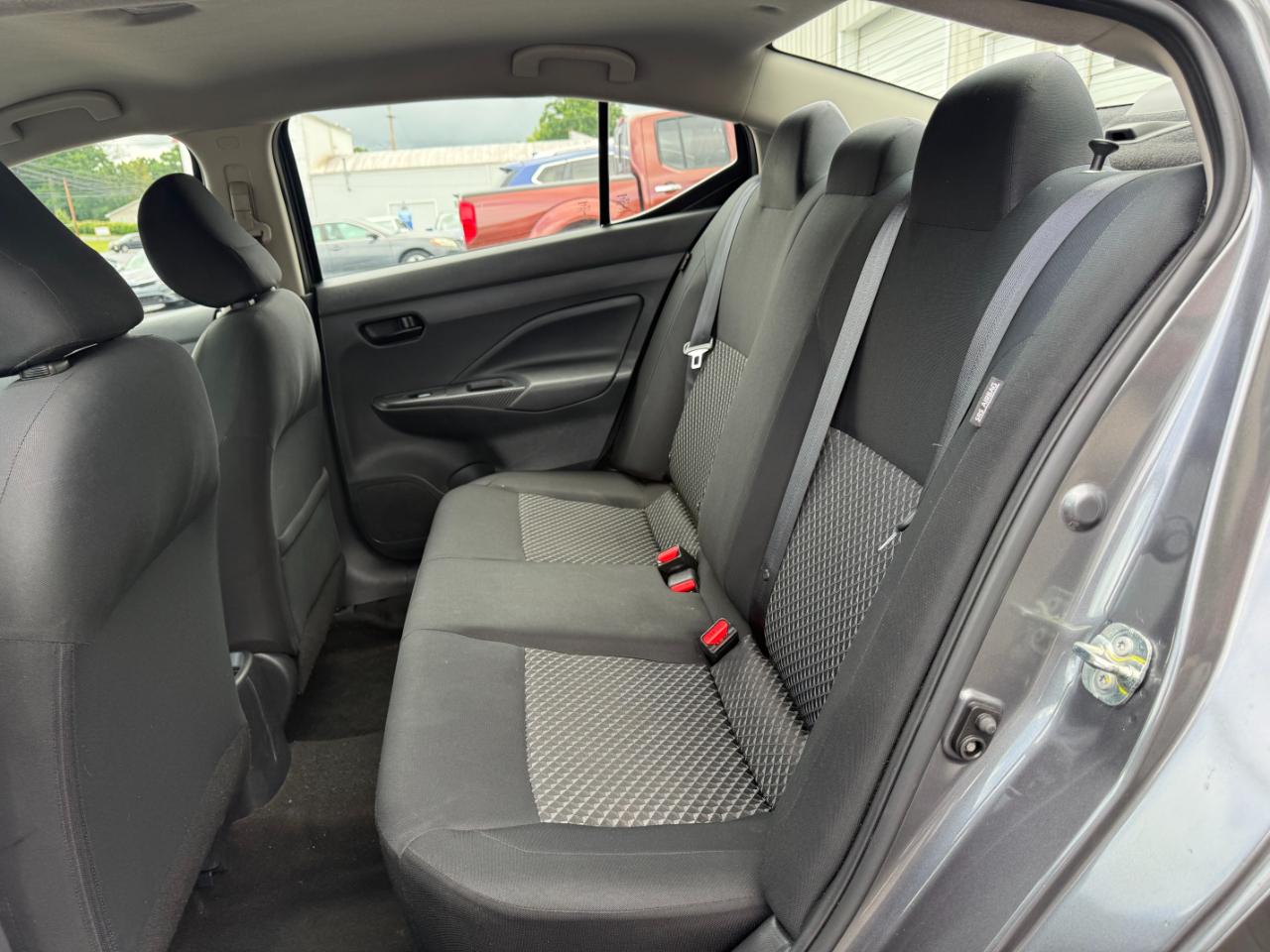 Nissan Versa S 2020
