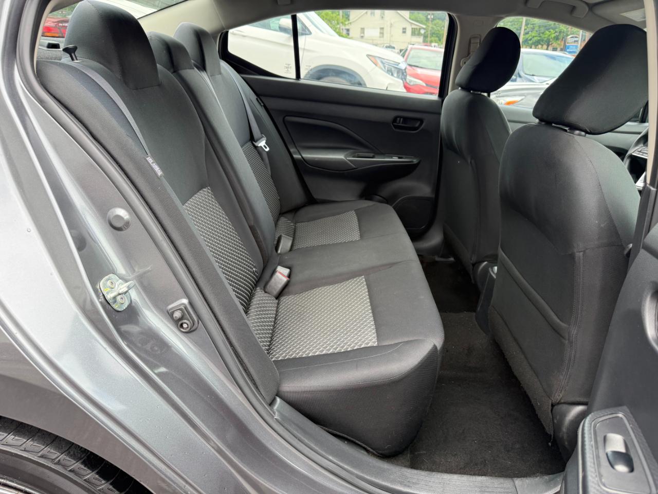 Nissan Versa S 2020