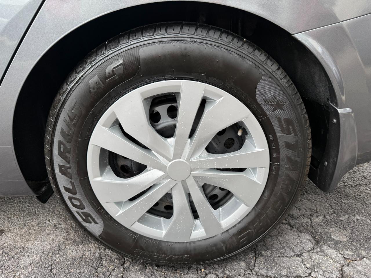 Nissan Versa S 2020