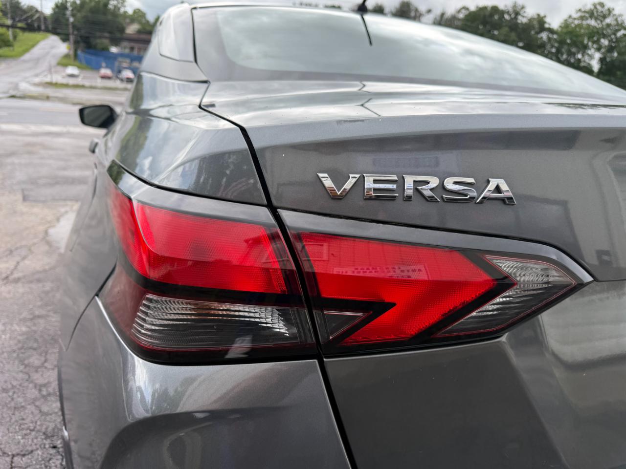 Nissan Versa S 2020