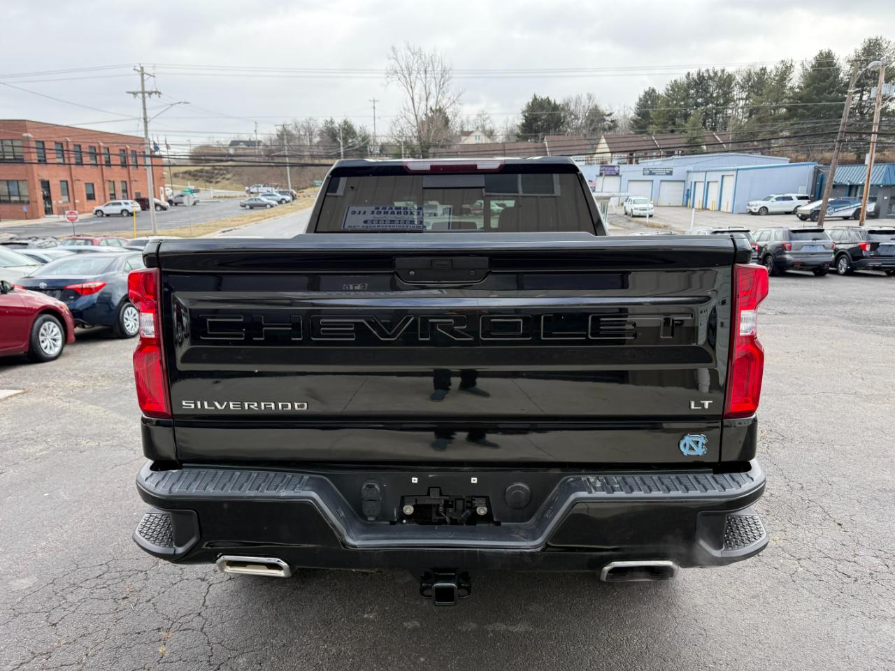 Chevrolet Silverado 1500 Limited LT Trail Boss Crew Cab Long Box 4WD 2022