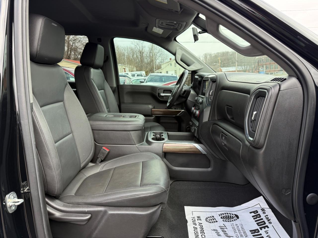 Chevrolet Silverado 1500 Limited LT Trail Boss Crew Cab Long Box 4WD 2022