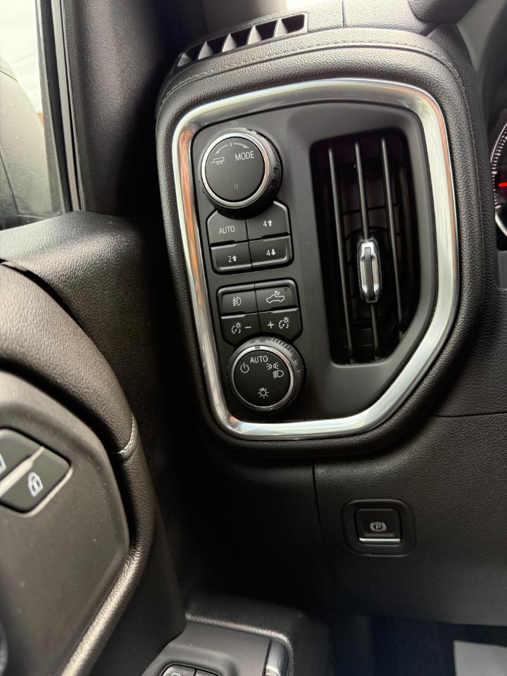 Chevrolet Silverado 1500 Limited LT Trail Boss Crew Cab Long Box 4WD 2022