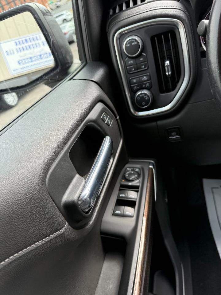 Chevrolet Silverado 1500 Limited LT Trail Boss Crew Cab Long Box 4WD 2022