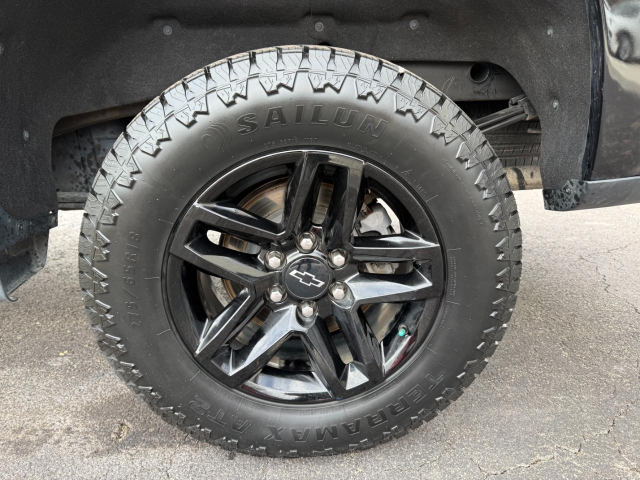 Chevrolet Silverado 1500 Limited LT Trail Boss Crew Cab Long Box 4WD 2022