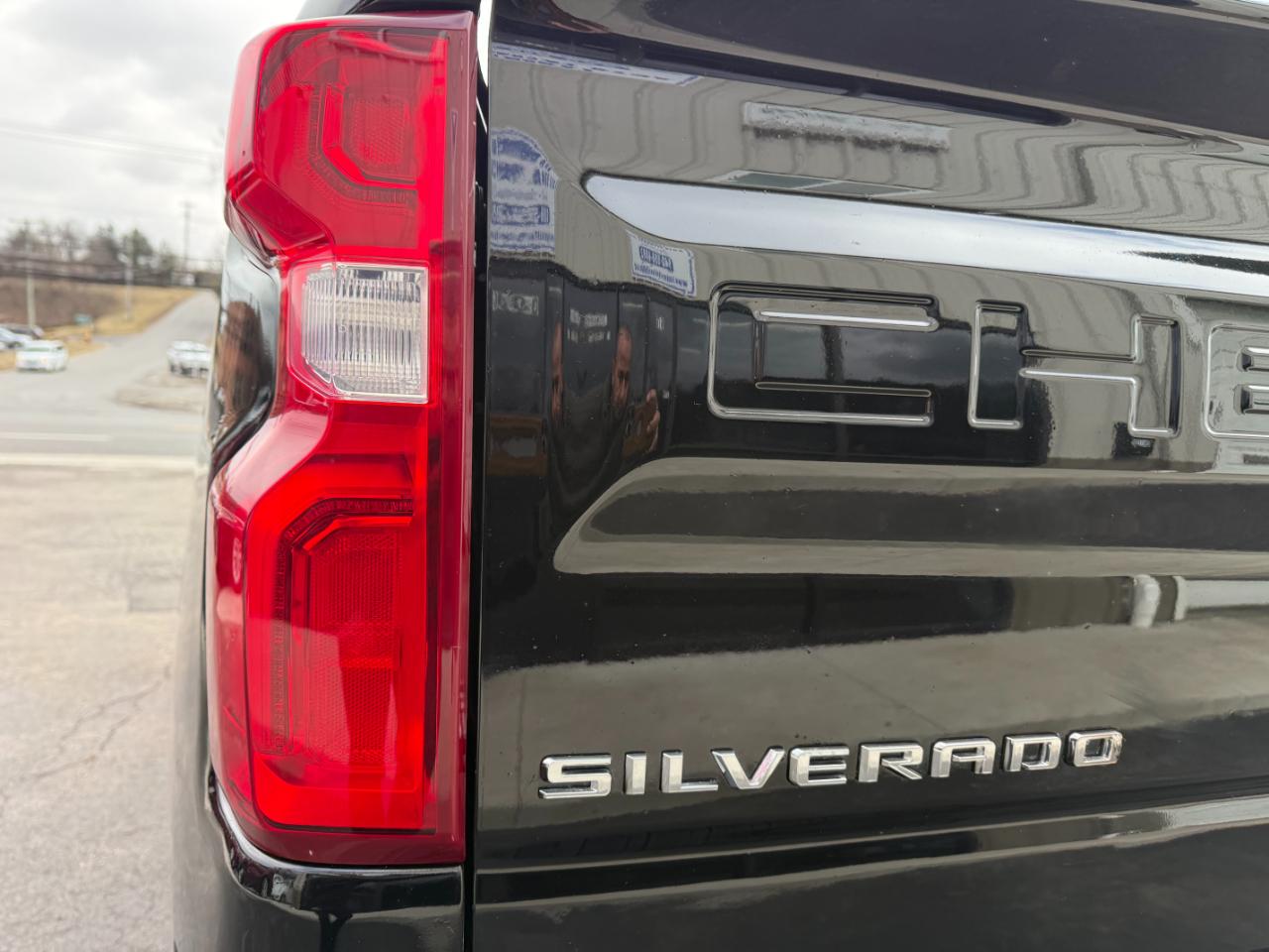 Chevrolet Silverado 1500 Limited LT Trail Boss Crew Cab Long Box 4WD 2022