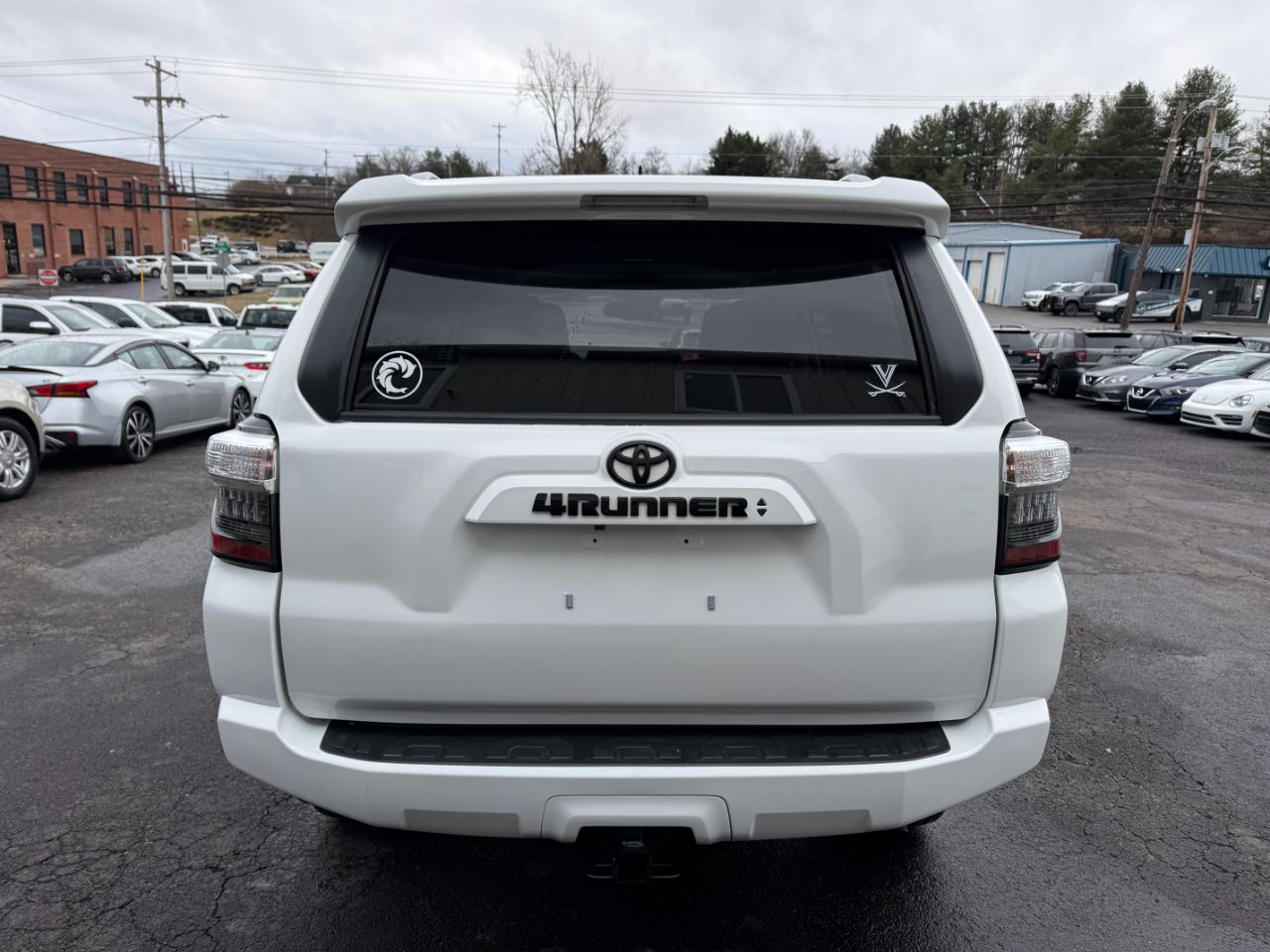 Toyota 4Runner SR5 4WD 2020