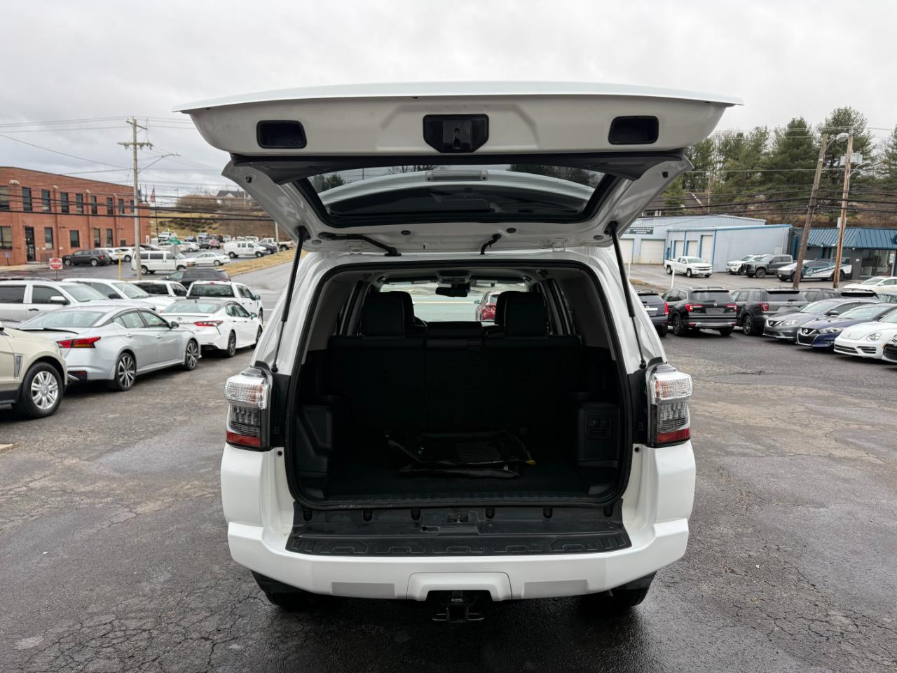 Toyota 4Runner SR5 4WD 2020