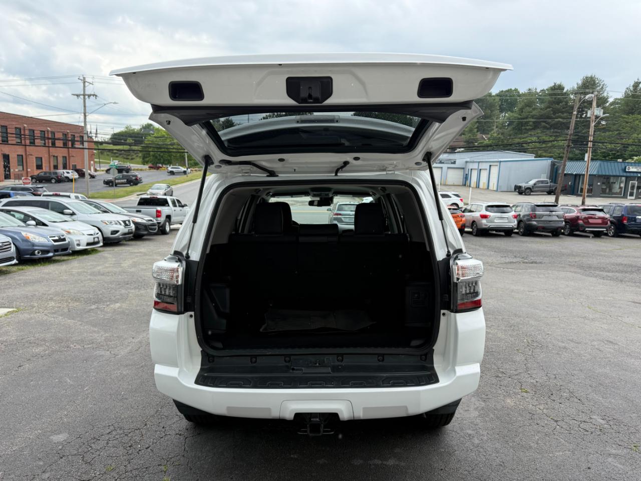 Toyota 4Runner SR5 4WD 2020
