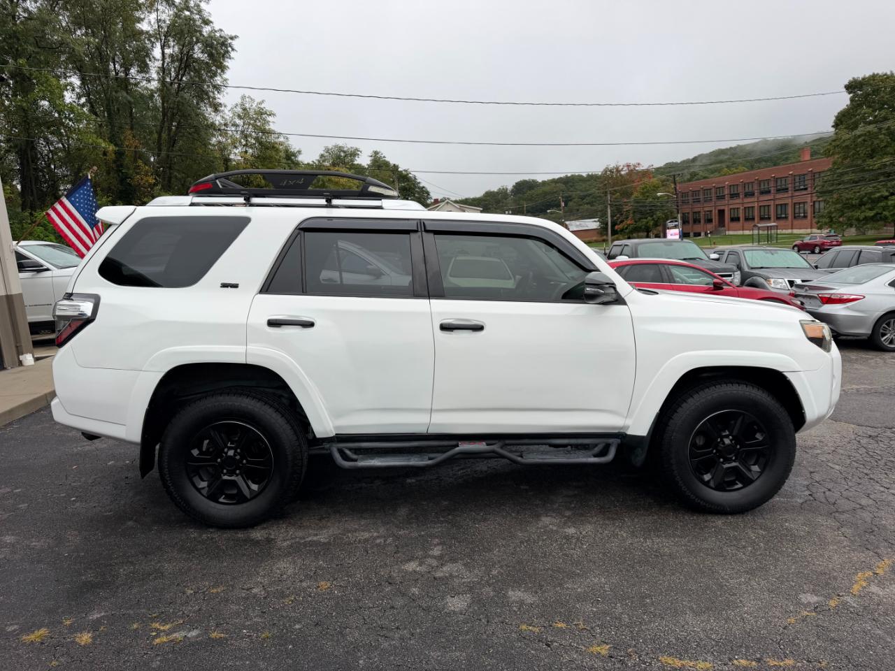 Toyota 4Runner SR5 4WD 2020